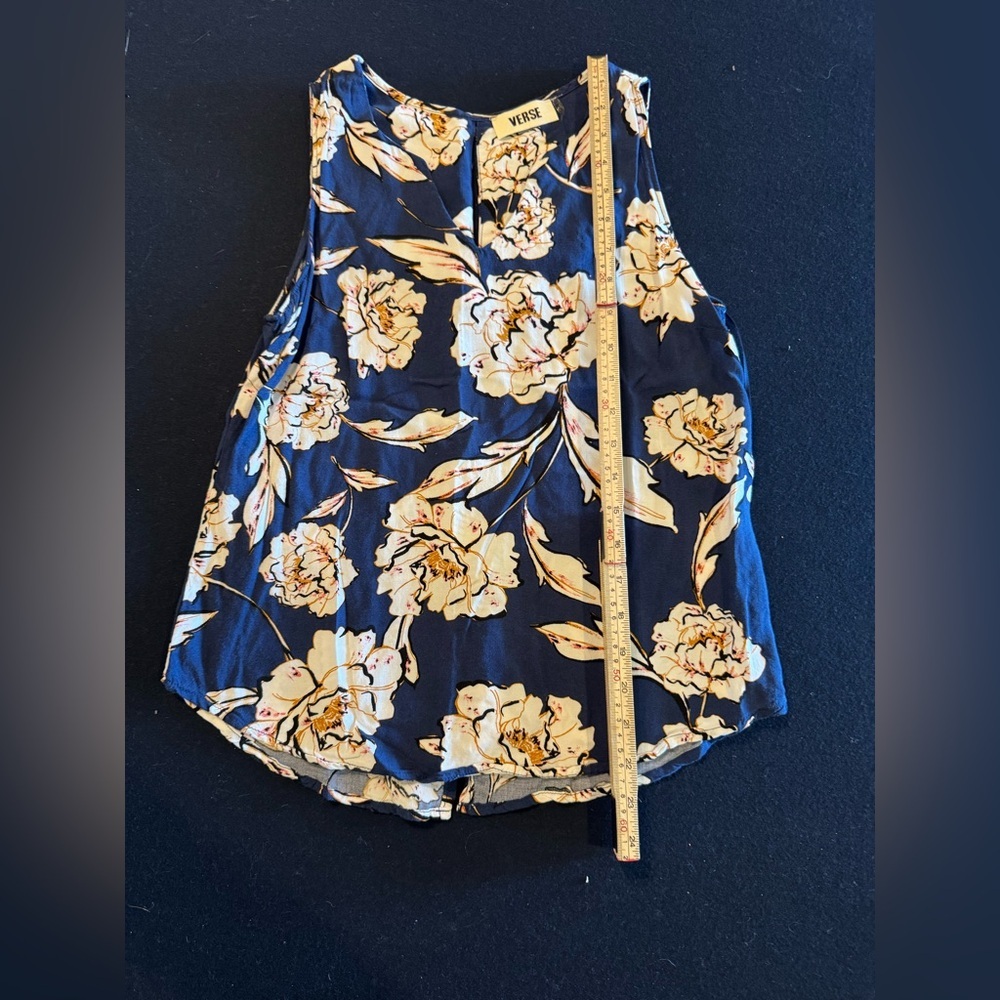 Light Navy Floral Print Sleeveless Top